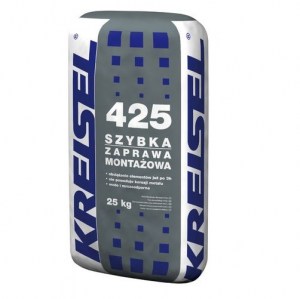 425